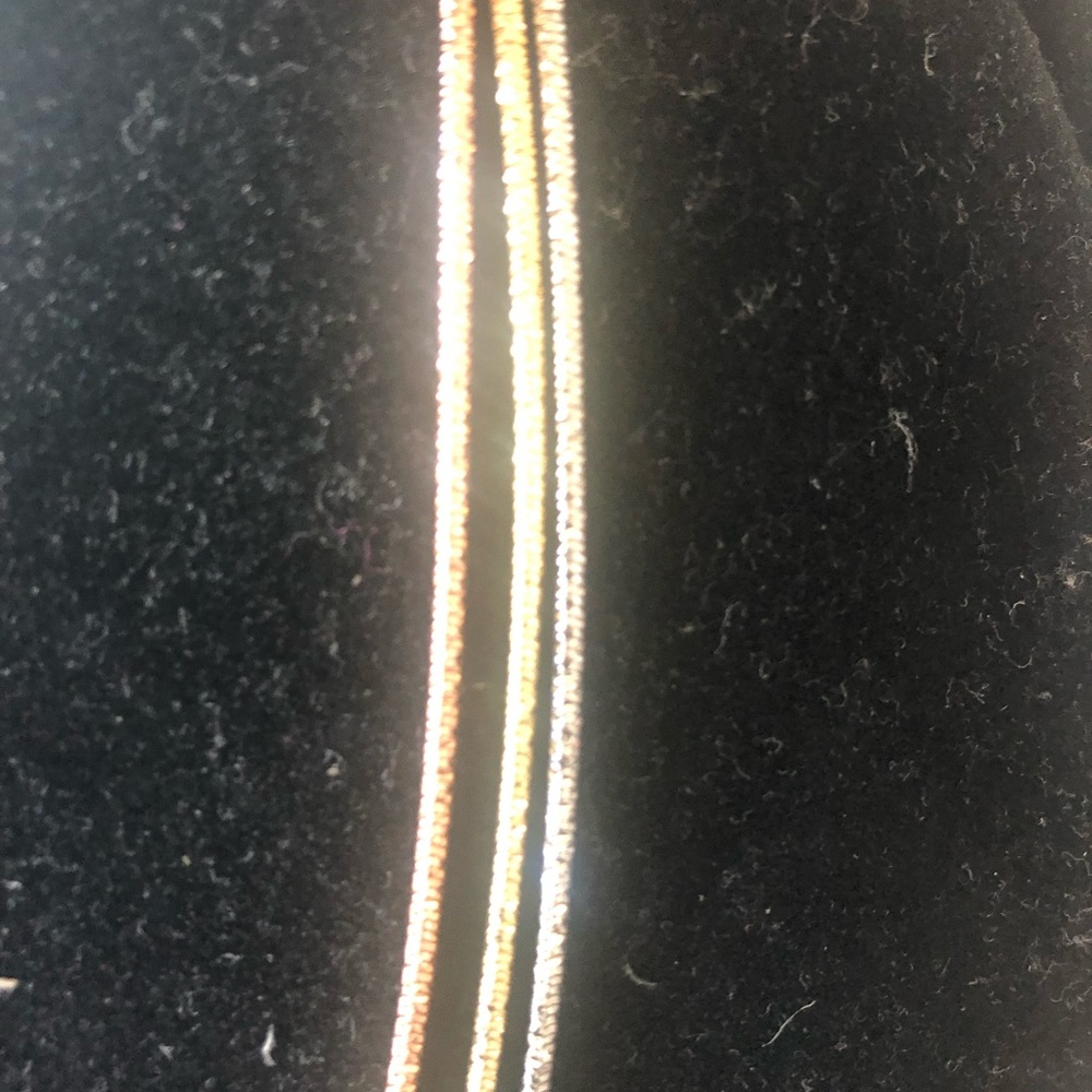 Necklace & bracelet combo - Picture 5 of 8